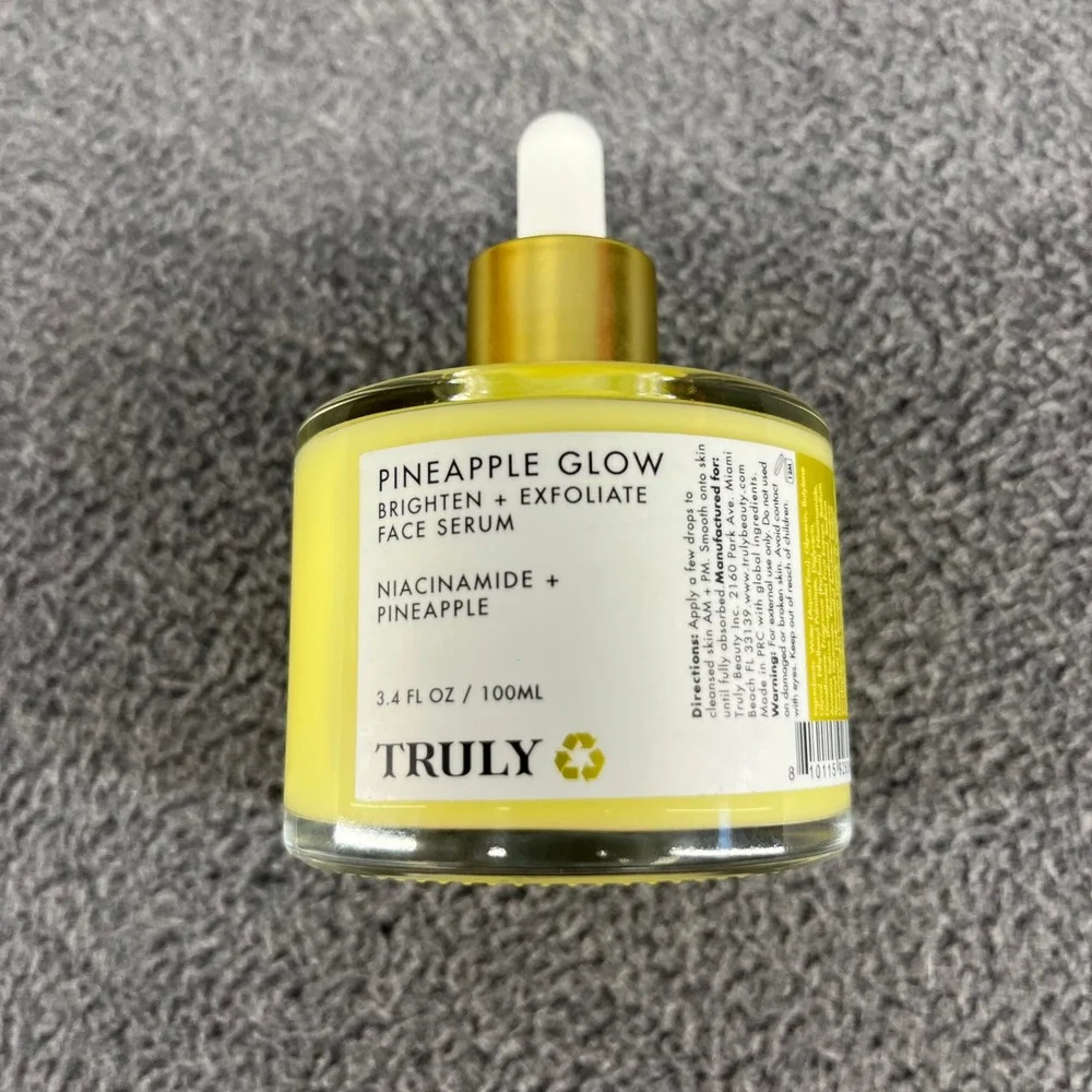 Truly Pineapple Glow Face Serum 3.4 oz Yellow Niacinamide Brighten Exfoliate